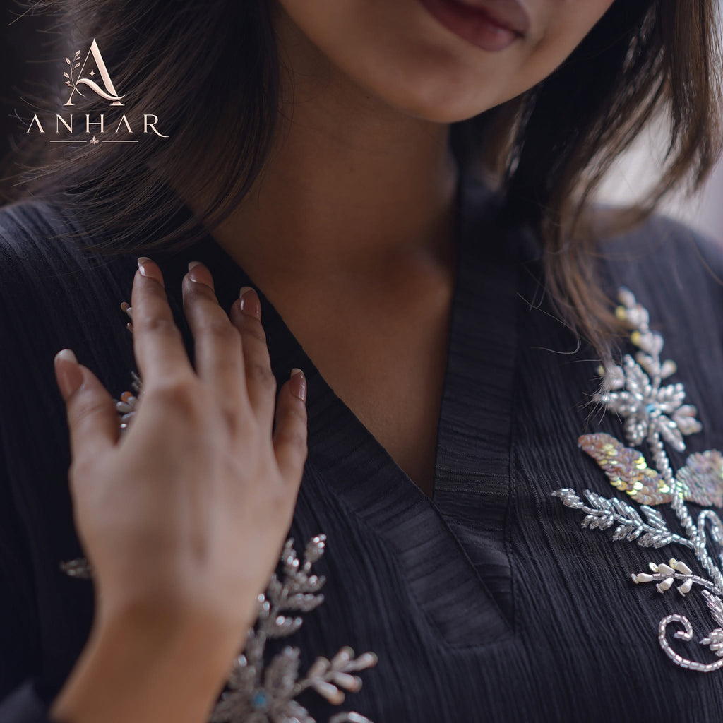 Neelanjona Premium Handwork 2-Piece - Black