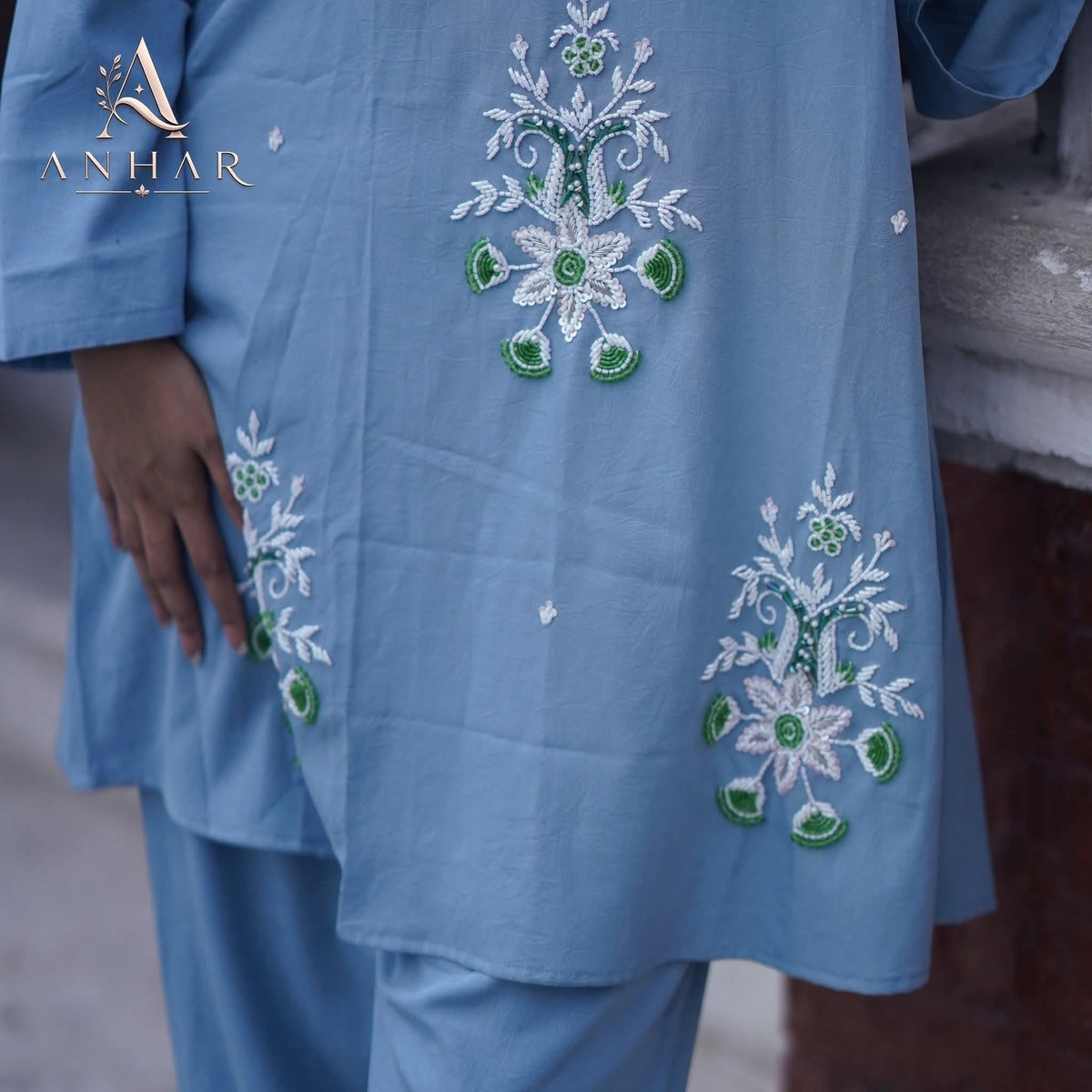Neelanjona Premium Handwork 2-Piece
