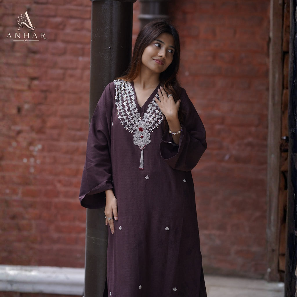 Charulata Premium Handwork Karchupi 2-Piece