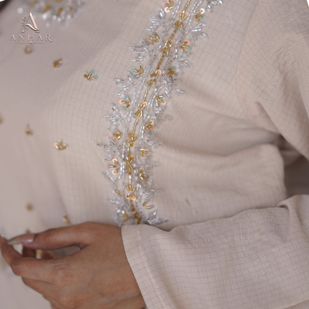 Charulata Premium Handwork Karchupi 2-Piece